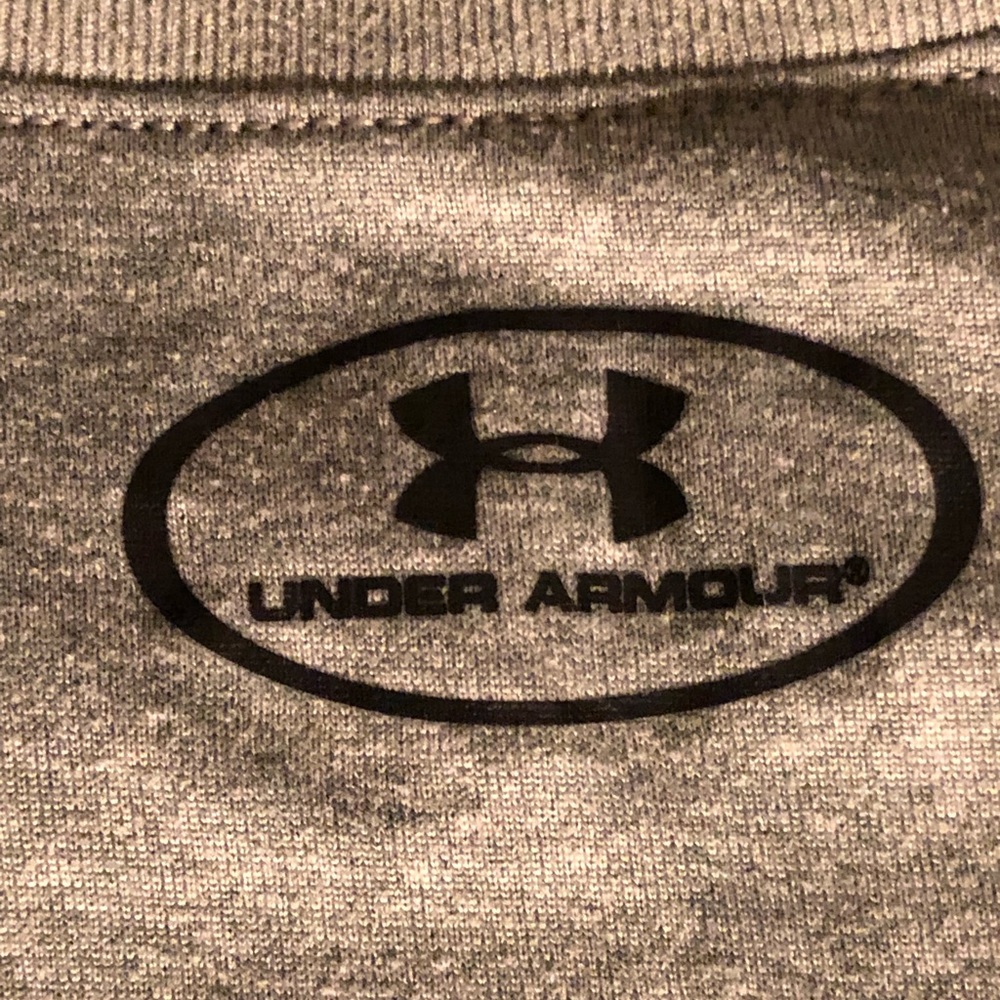 Under Armour tee - Picture 3 of 3